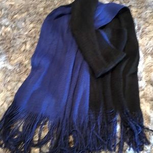 Reversible scarf black and navy